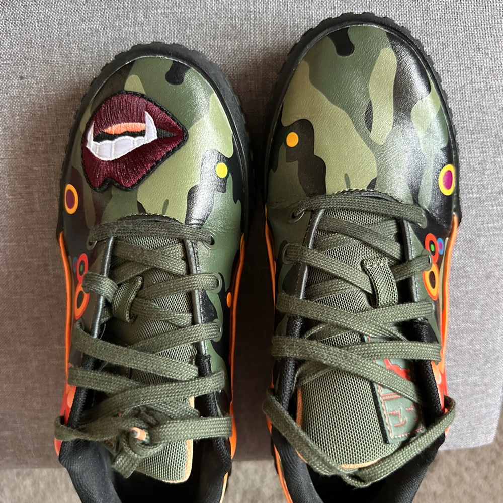 Puma sneakers